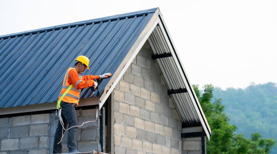 Expert flood damage restoration services in Summerfield, IL